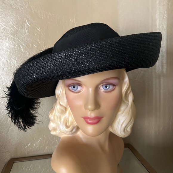 OUTSTANDING 1940s\' WIDE BRIM BLACK STRAW HAT WITH LARGE OSTRICH FEATHER main image 8